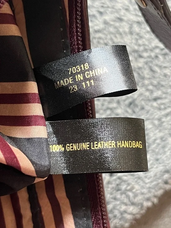 Etienne Aigner Beautiful maroon/ burgundy bag. Exc - Picture 6 of 9